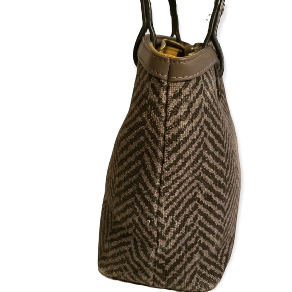 Spartina genuine linen and leather shoulder bag-Lorelai mystic mermaid pattern - Picture 10 of 16